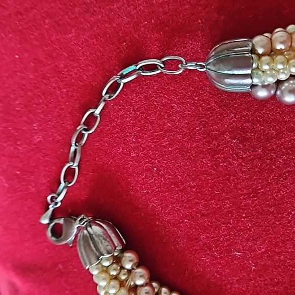 Faux Pearl 7 Strand Twisted Choker Necklace 16"-18" - Picture 3 of 3